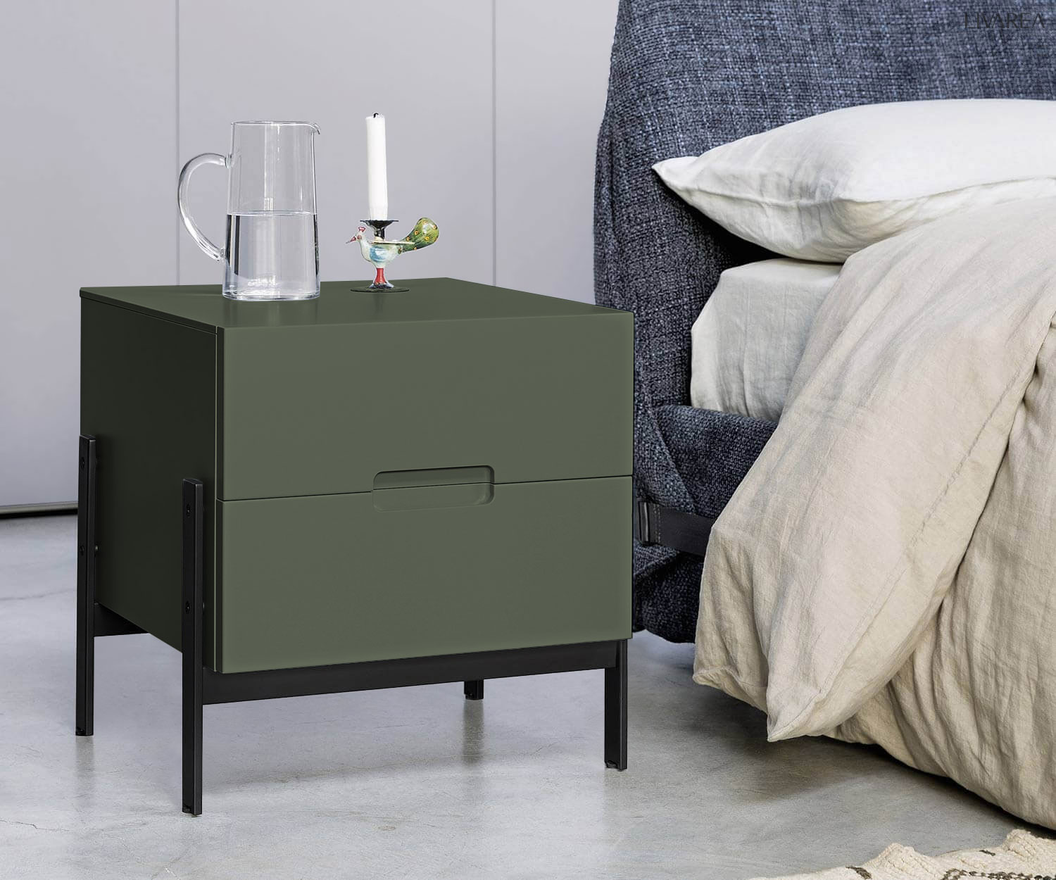 Novamobili Table de nuit Float largeur 50 cm corps vert pieds noir